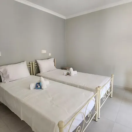 Corfu Paloma إيبسوس