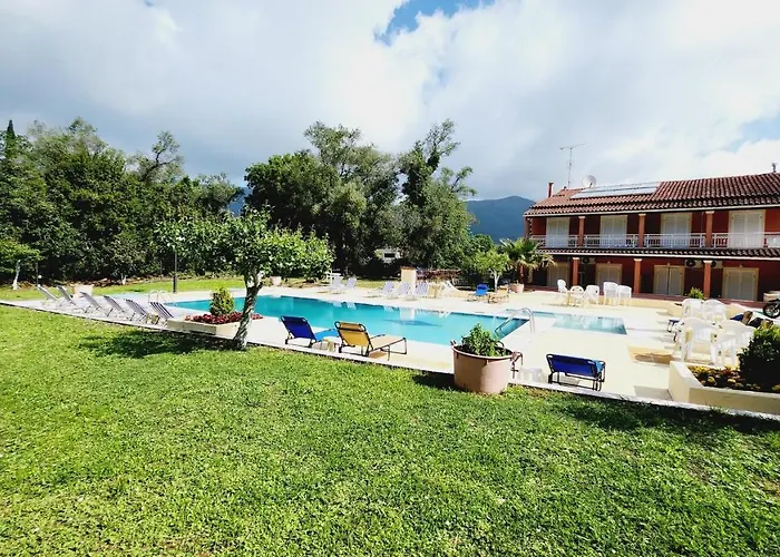Corfu Paloma *