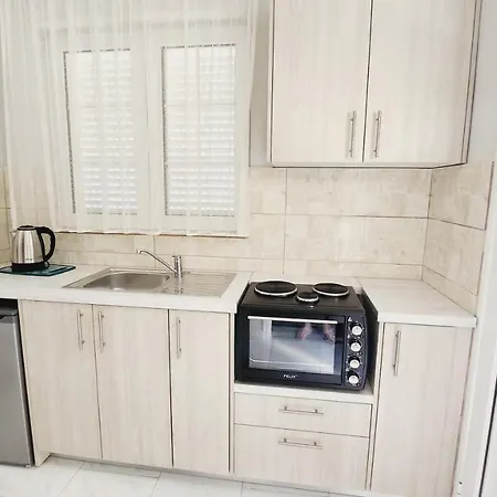 Corfu Paloma Apartament *