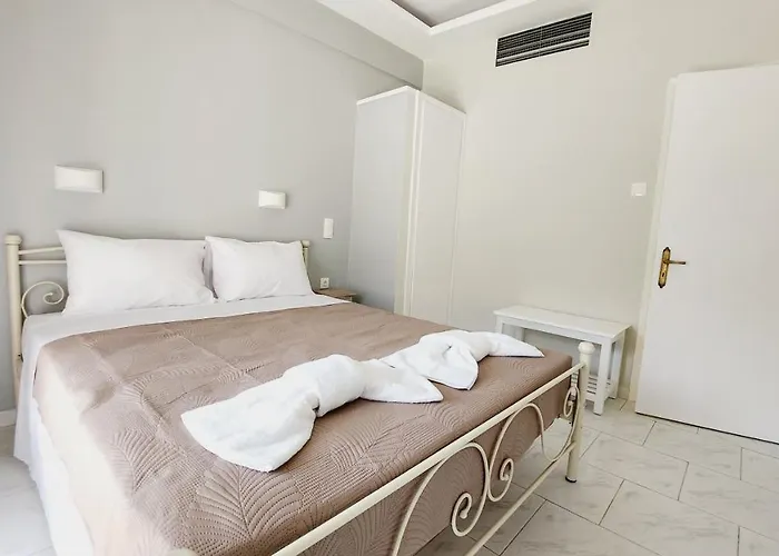 Corfu Paloma Ипсос